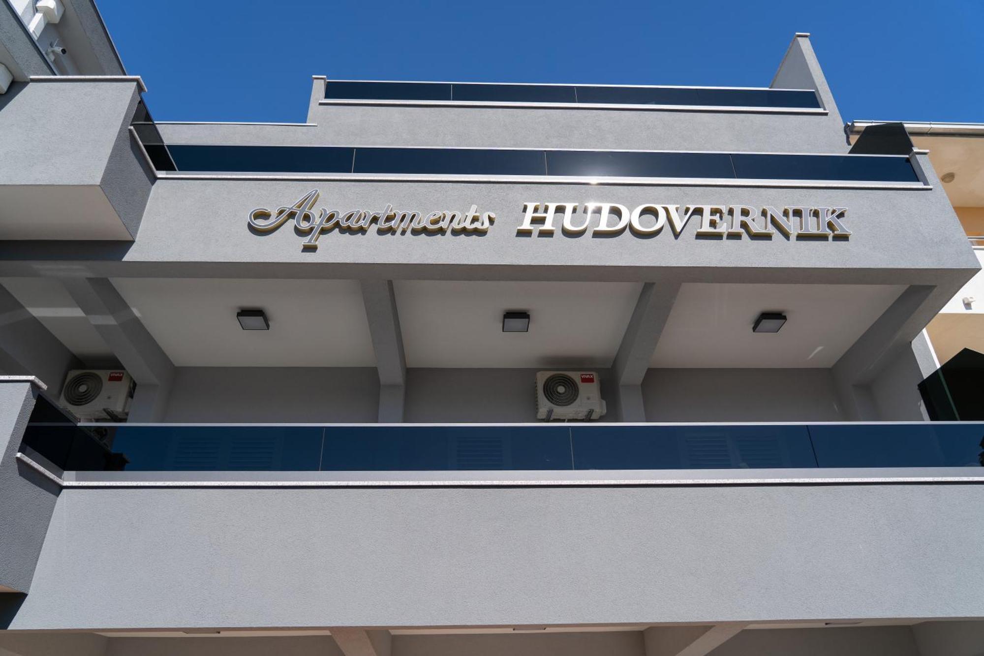 Apartments Hudovernik Baska Voda Exterior photo